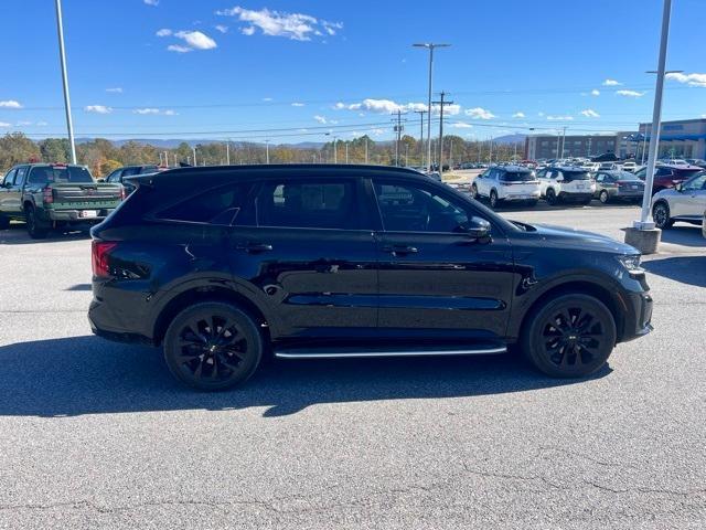 used 2021 Kia Sorento car, priced at $27,117