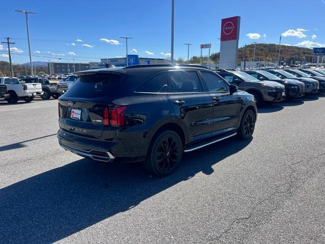 used 2021 Kia Sorento car, priced at $27,117