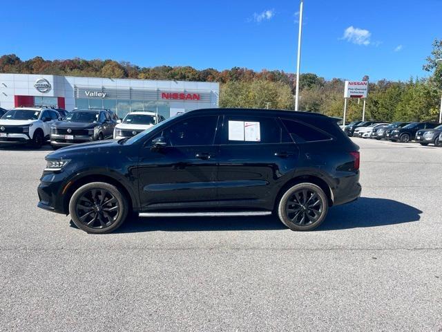 used 2021 Kia Sorento car, priced at $27,117