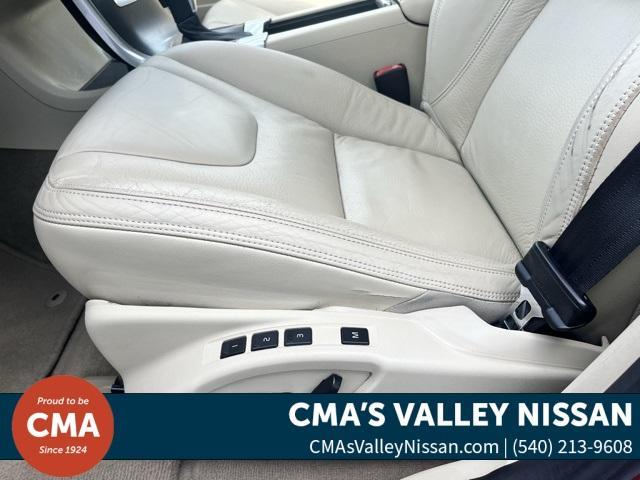 used 2014 Volvo XC60 car, priced at $8,299
