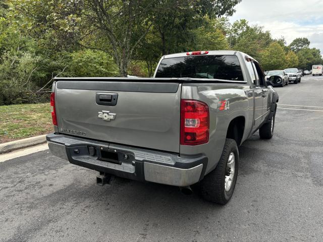 used 2009 Chevrolet Silverado 2500 car, priced at $12,999