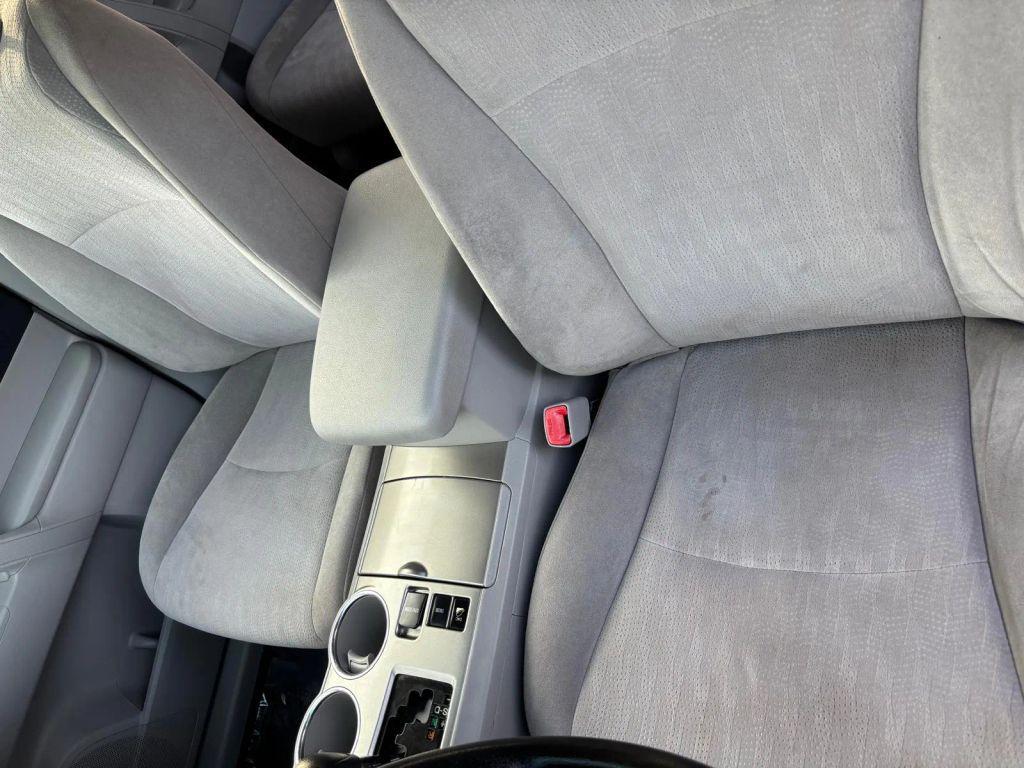 used 2012 Toyota Highlander car, priced at $11,899