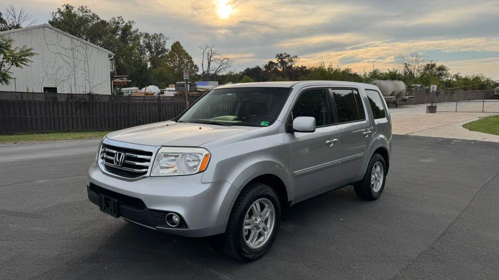 used 2013 Honda Pilot car, priced at $10,999