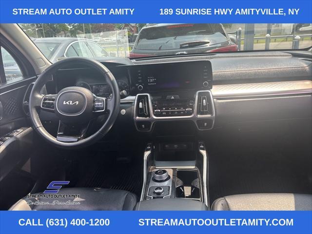 used 2022 Kia Sorento Hybrid car, priced at $23,998