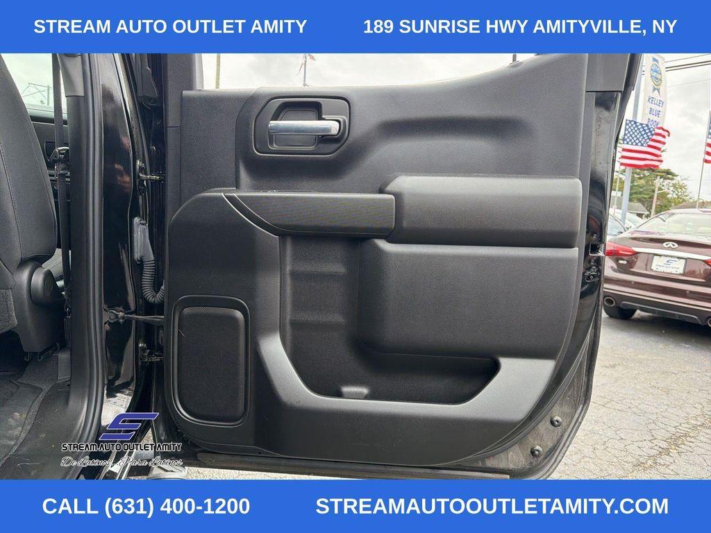 used 2022 Chevrolet Silverado 1500 car, priced at $31,928