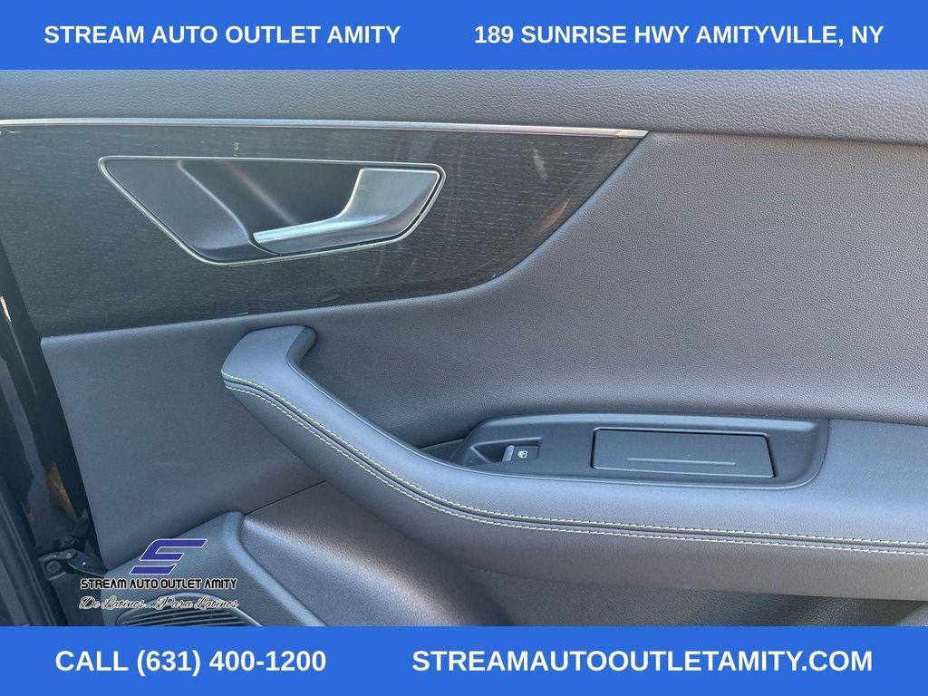 used 2025 Audi Q7 car, priced at $55,898