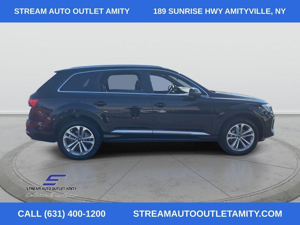 used 2025 Audi Q7 car, priced at $55,898