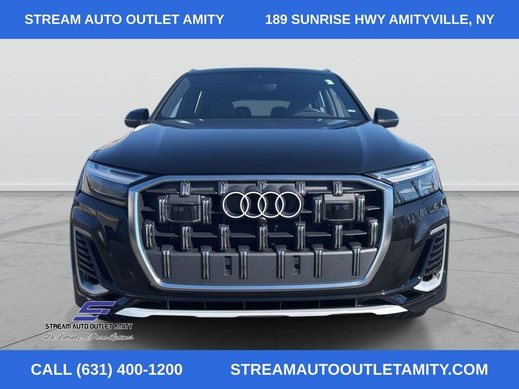 used 2025 Audi Q7 car, priced at $55,898