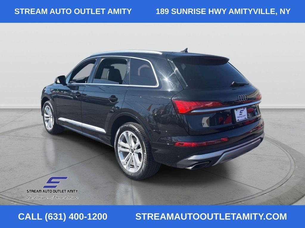 used 2025 Audi Q7 car, priced at $55,898
