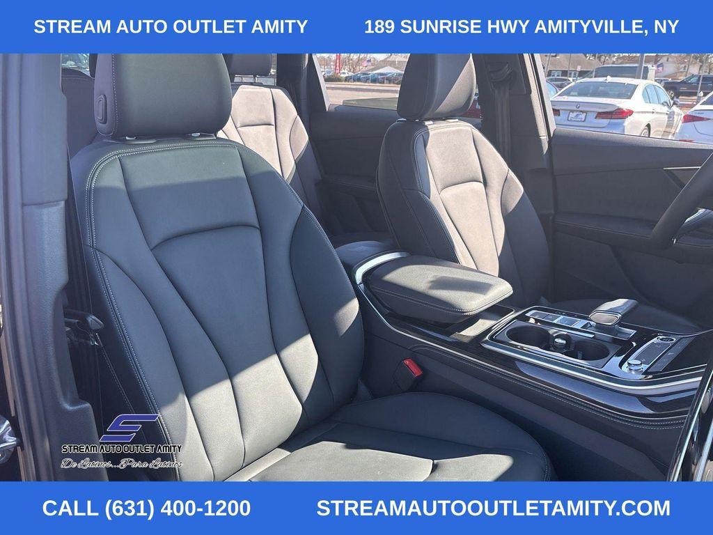 used 2025 Audi Q7 car, priced at $55,898