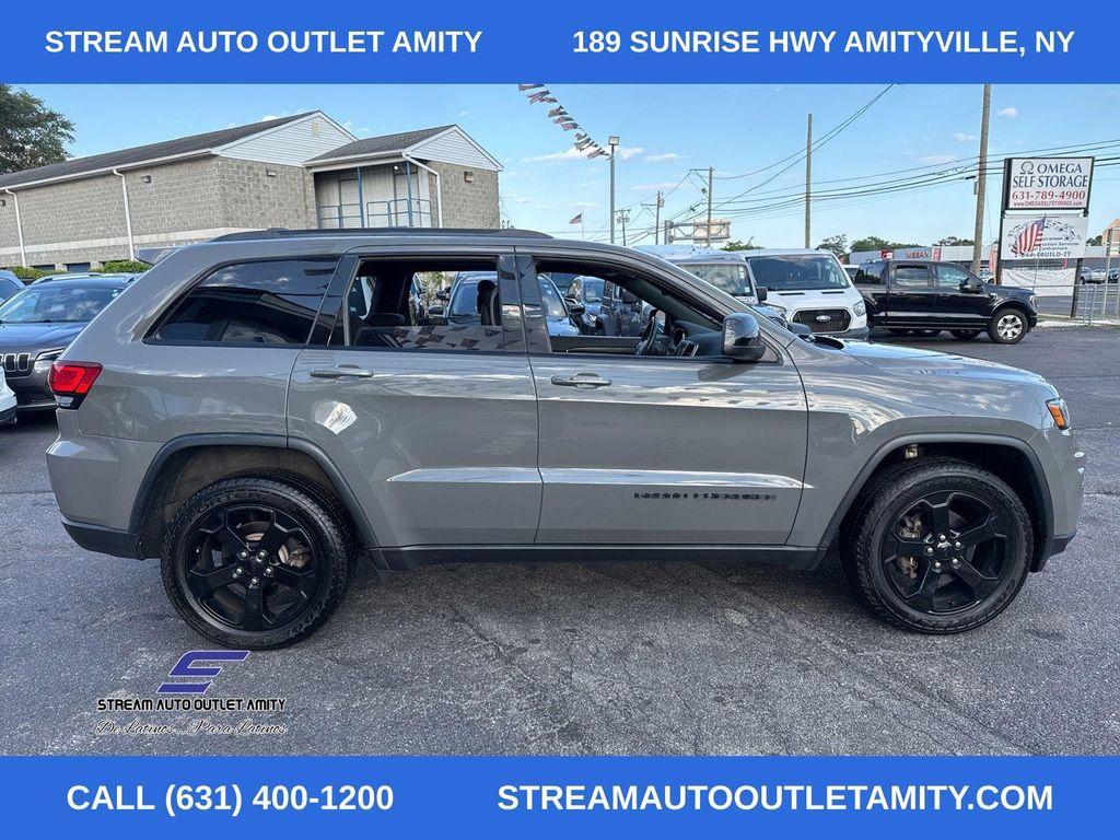 used 2020 Jeep Grand Cherokee car, priced at $17,998