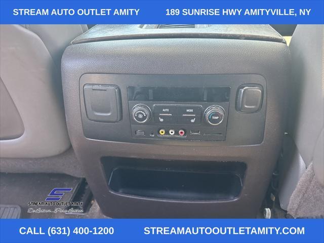 used 2015 GMC Yukon XL car, priced at $14,498