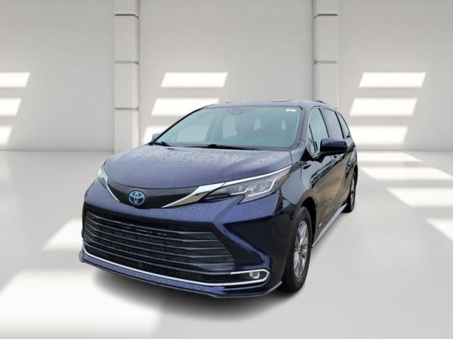 used 2021 Toyota Sienna car, priced at $36,487