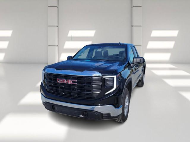 new 2025 GMC Sierra 1500 car, priced at $42,240