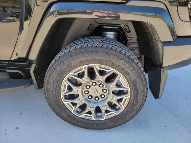 new 2025 GMC HUMMER EV SUV car, priced at $101,880