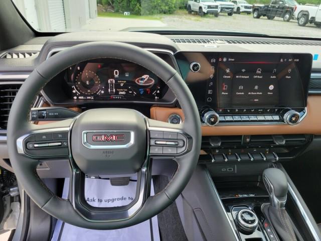 new 2025 GMC Canyon car, priced at $50,260
