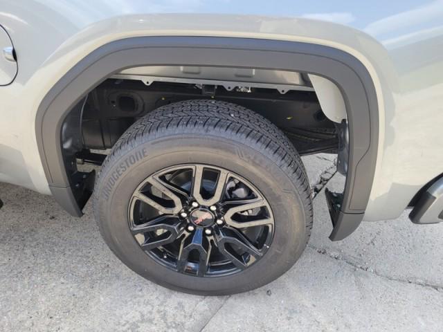 new 2025 GMC Sierra 1500 car, priced at $50,390