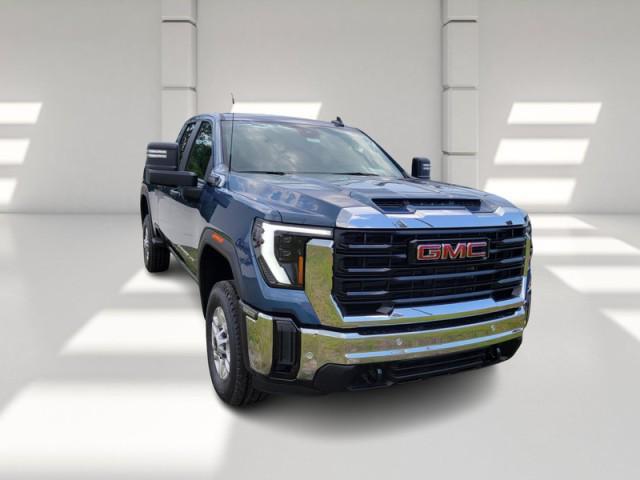 new 2025 GMC Sierra 2500 car, priced at $51,000