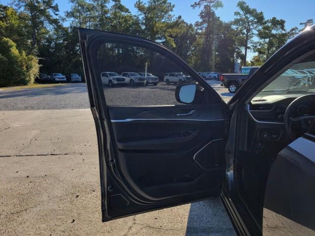 used 2023 Jeep Grand Cherokee L car, priced at $29,795