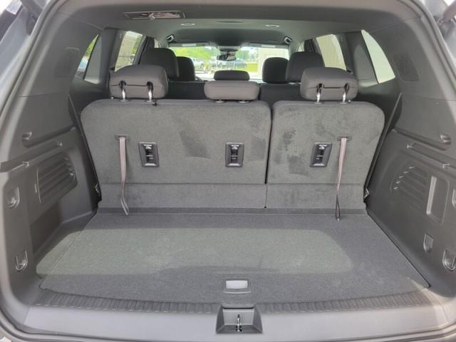 new 2025 GMC Acadia car, priced at $44,990