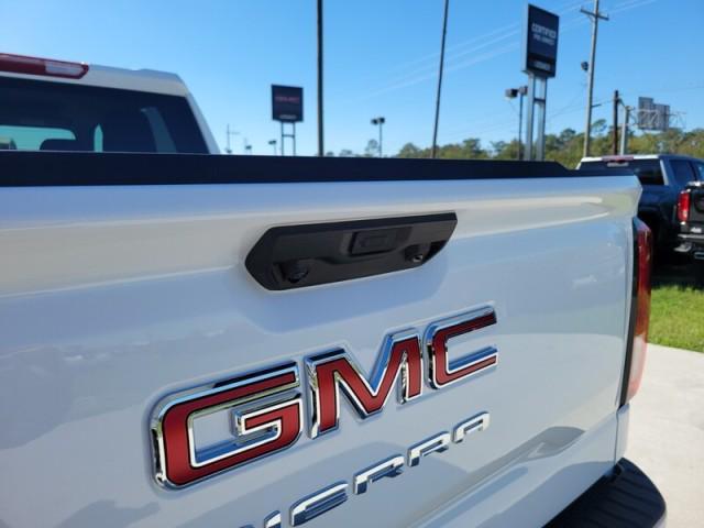 new 2025 GMC Sierra 1500 car, priced at $48,550