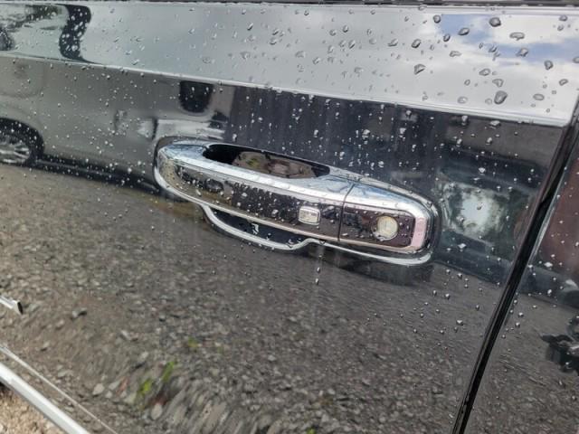 used 2024 GMC Yukon XL car, priced at $73,999