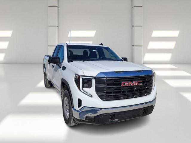 new 2025 GMC Sierra 1500 car, priced at $42,245