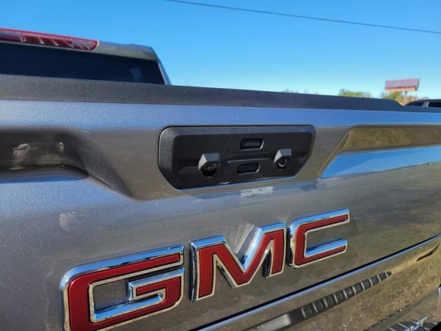 new 2025 GMC Sierra 1500 car, priced at $52,745