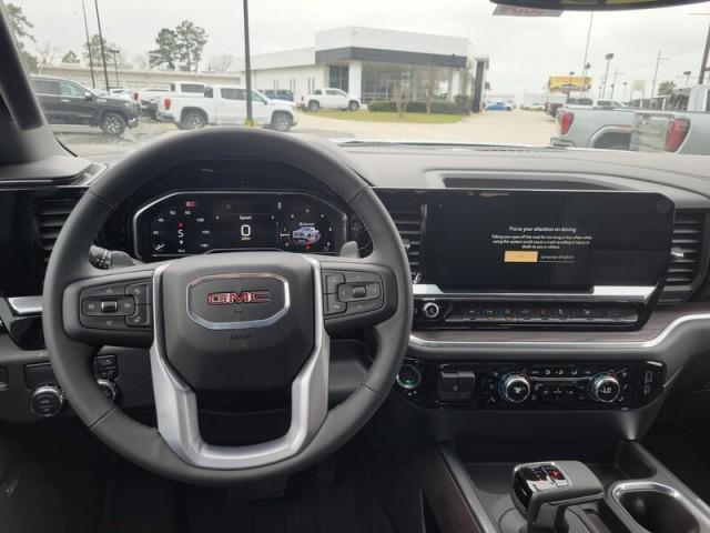 new 2025 GMC Sierra 1500 car, priced at $56,015