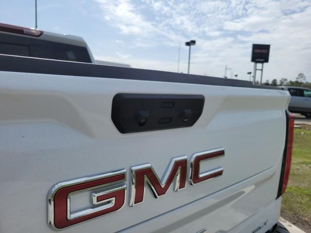 new 2025 GMC Sierra 1500 car, priced at $55,520