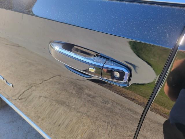 used 2025 GMC Yukon car, priced at $83,999
