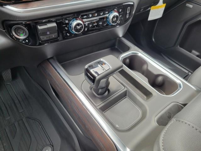 new 2025 GMC Sierra 1500 car, priced at $55,220
