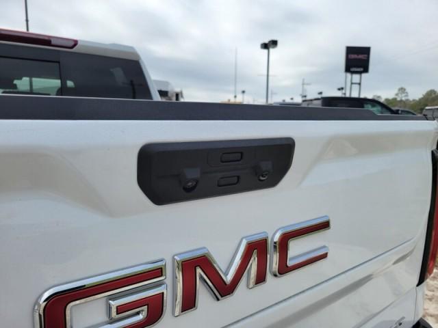 new 2025 GMC Sierra 1500 car, priced at $58,600