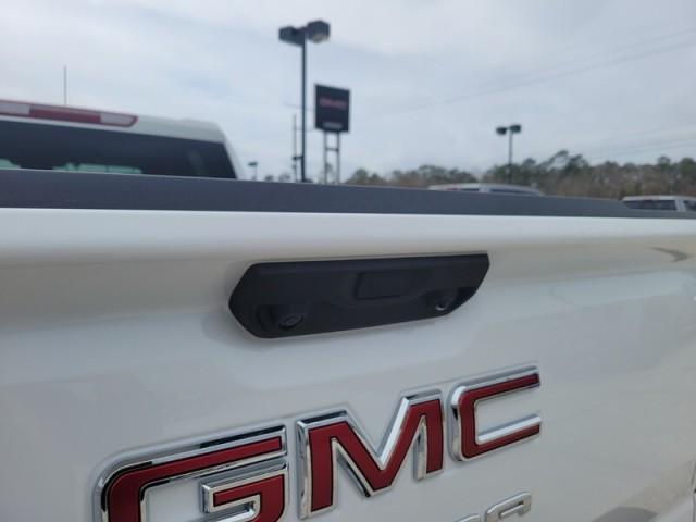 new 2025 GMC Sierra 1500 car, priced at $39,245