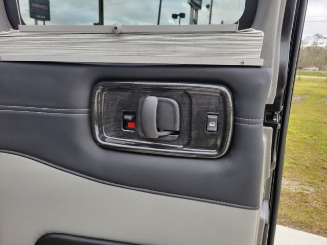 new 2025 GMC Savana 2500 car, priced at $52,155