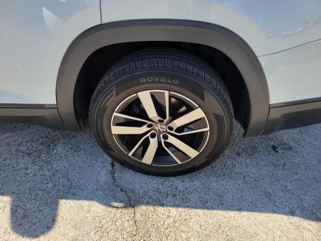 used 2021 Volkswagen Atlas car, priced at $19,999