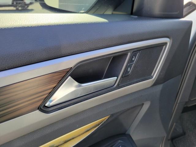 used 2021 Volkswagen Atlas car, priced at $19,999