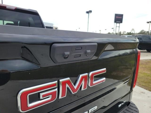 new 2025 GMC Sierra 1500 car, priced at $52,440