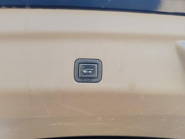 used 2022 GMC Yukon car, priced at $58,999