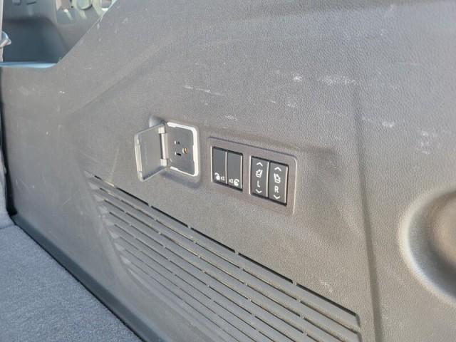 used 2024 GMC Yukon XL car, priced at $80,399