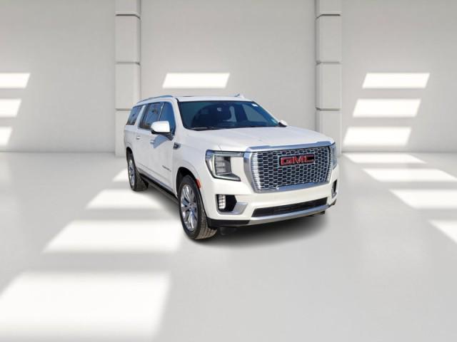 used 2022 GMC Yukon XL car, priced at $50,199