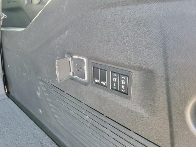 used 2022 GMC Yukon XL car, priced at $50,199