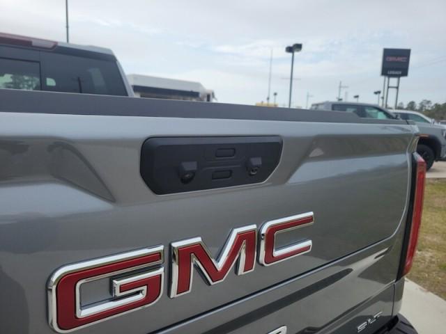 new 2025 GMC Sierra 1500 car, priced at $59,670