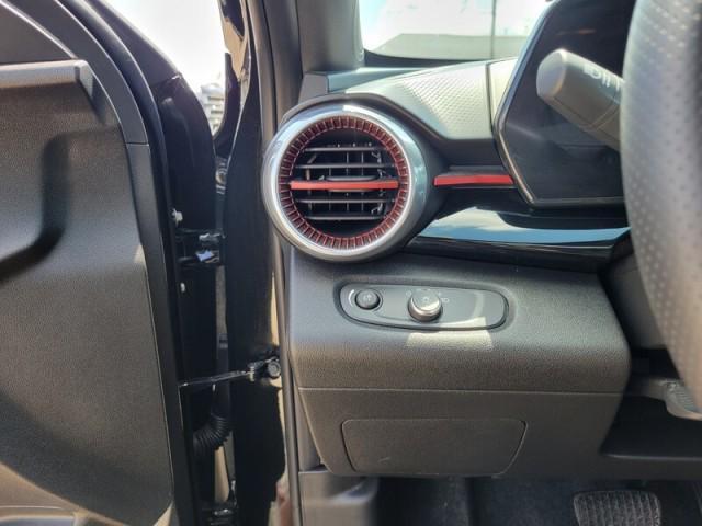 used 2025 Chevrolet Trax car, priced at $27,495
