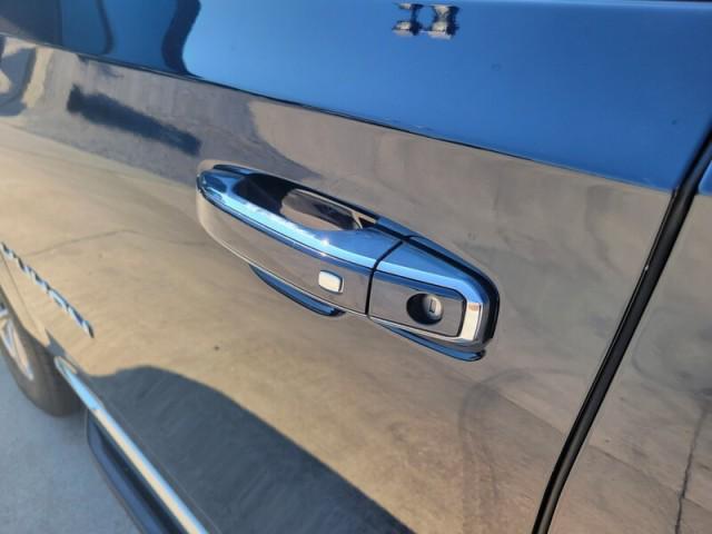 used 2021 GMC Yukon XL car, priced at $50,999