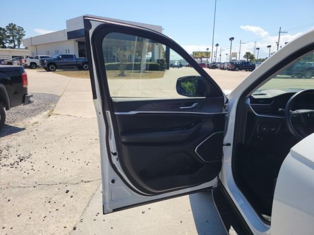 used 2021 Jeep Grand Cherokee L car, priced at $27,695