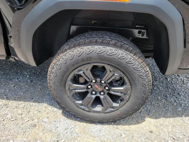 new 2025 GMC Canyon car, priced at $38,800