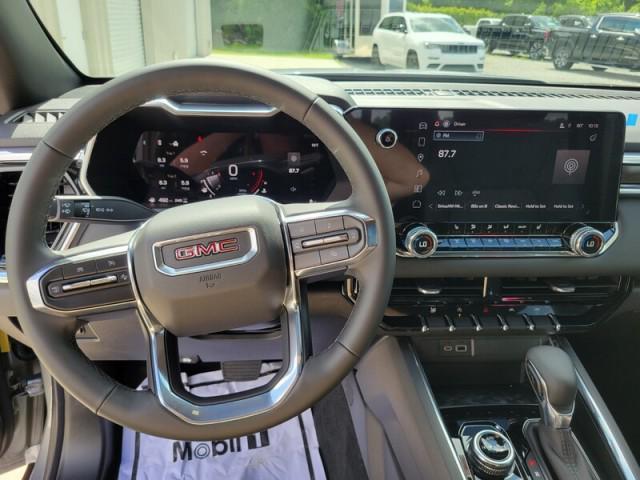 new 2025 GMC Canyon car, priced at $46,320