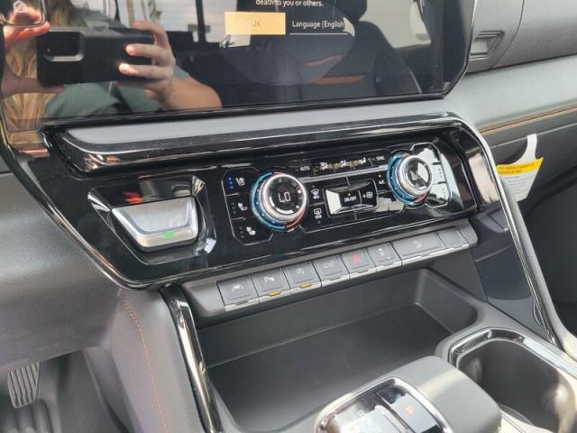 new 2025 GMC Sierra 1500 car, priced at $62,455