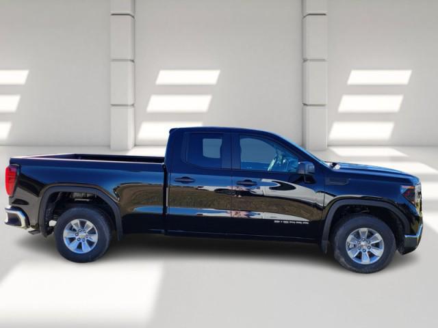 new 2025 GMC Sierra 1500 car, priced at $42,240